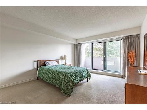 304 (3D)-67 Caroline Street S, Hamilton, ON - Indoor Photo Showing Bedroom