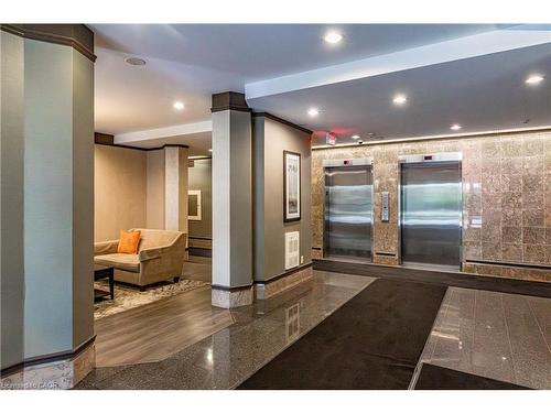 304 (3D)-67 Caroline Street S, Hamilton, ON - Indoor