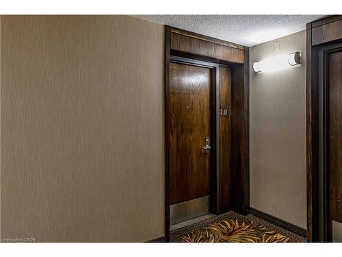 304 (3D)-67 Caroline Street S, Hamilton, ON - Indoor Photo Showing Other Room