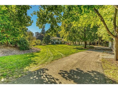 5590 Blind Line, Burlington, ON - Outdoor