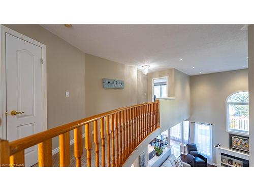 46 Holsted Road, Whitby, ON - Indoor Photo Showing Other Room