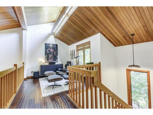 9 Foresthill Crescent, Fonthill, ON - Indoor Photo Showing Other Room