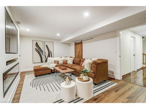 9 Foresthill Crescent, Fonthill, ON - Indoor