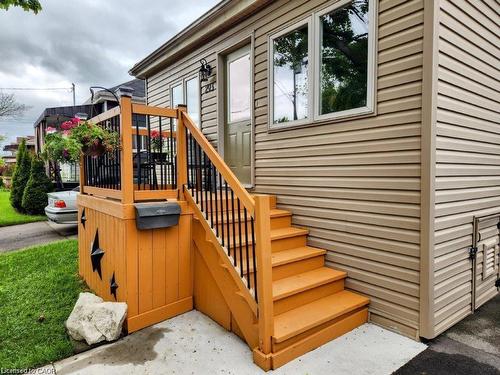 293 Fairfield Avenue, Hamilton, ON - Outdoor With Exterior