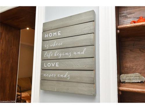 293 Fairfield Avenue, Hamilton, ON - Indoor Photo Showing Other Room