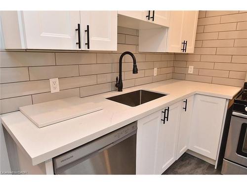 293 Fairfield Avenue, Hamilton, ON - Indoor Photo Showing Kitchen
