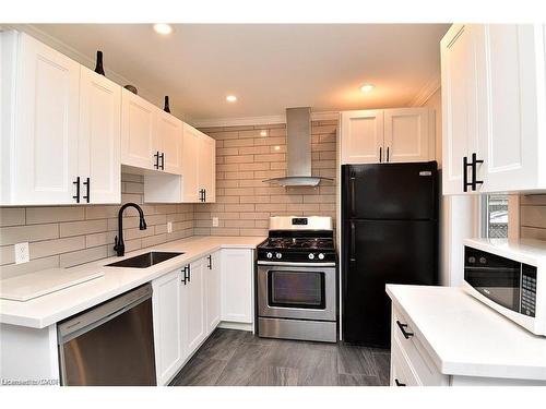 293 Fairfield Avenue, Hamilton, ON - Indoor Photo Showing Kitchen