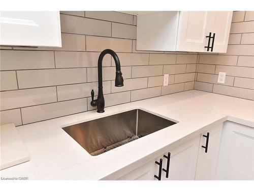 293 Fairfield Avenue, Hamilton, ON - Indoor Photo Showing Kitchen