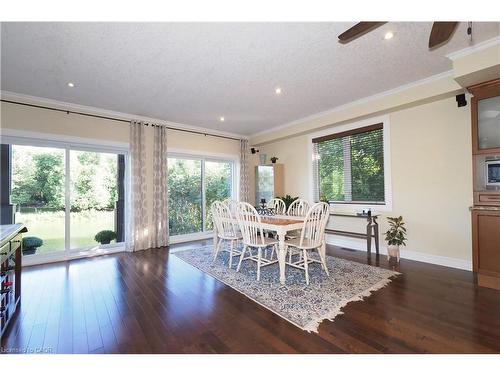 530 St Andrew Street E, Fergus, ON - Indoor