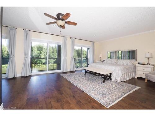 530 St Andrew Street E, Fergus, ON - Indoor Photo Showing Bedroom