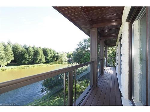 530 St Andrew Street E, Fergus, ON - Outdoor With Exterior