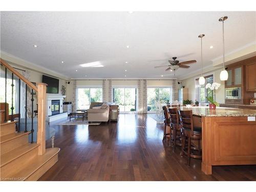 530 St Andrew Street E, Fergus, ON - Indoor Photo Showing Other Room