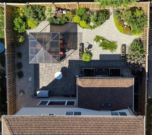 130 Coopershawk Street, Kitchener, ON - Outdoor