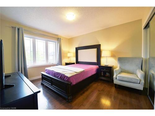 130 Coopershawk Street, Kitchener, ON - Indoor Photo Showing Bedroom