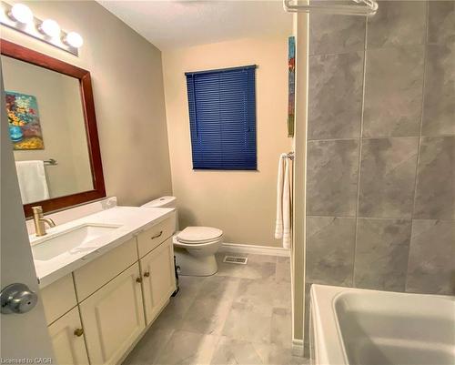 130 Coopershawk Street, Kitchener, ON - Indoor Photo Showing Bathroom