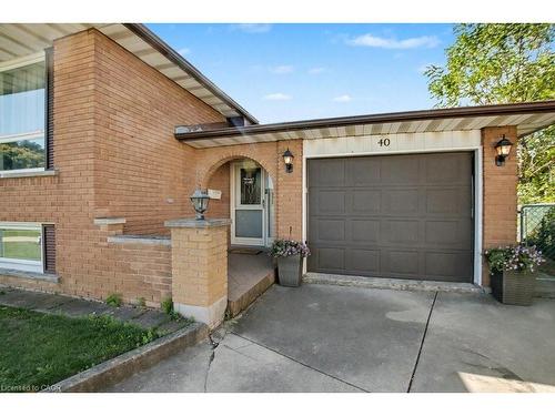 40 Tara Court, Hamilton, ON - Outdoor With Exterior