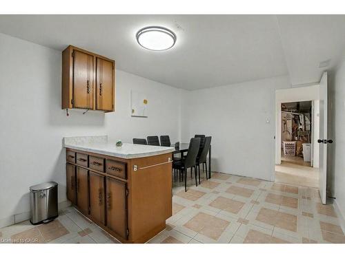 40 Tara Court, Hamilton, ON - Indoor