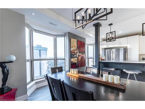 17C-67 Caroline Street S, Hamilton, ON - Indoor Photo Showing Dining Room
