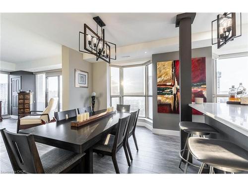 17C-67 Caroline Street S, Hamilton, ON - Indoor Photo Showing Dining Room