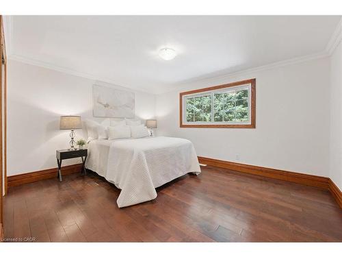 544 Glen Manor Boulevard, Waterloo, ON - Indoor Photo Showing Bedroom