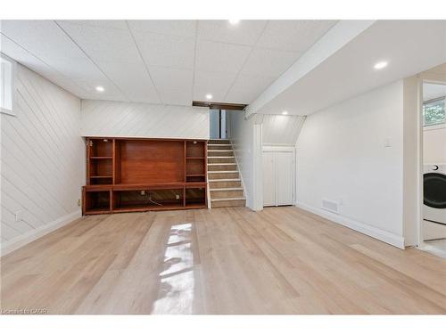 544 Glen Manor Boulevard, Waterloo, ON - Indoor