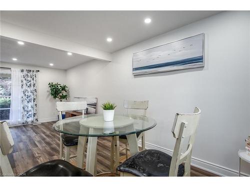 389 Dunvegan Drive, Waterloo, ON - Indoor Photo Showing Dining Room