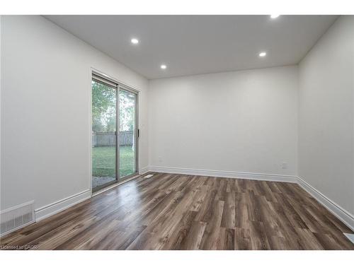 389 Dunvegan Drive, Waterloo, ON - Indoor Photo Showing Other Room