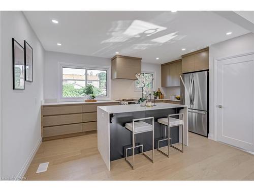 13 Skyland Drive, Hamilton, ON - Indoor