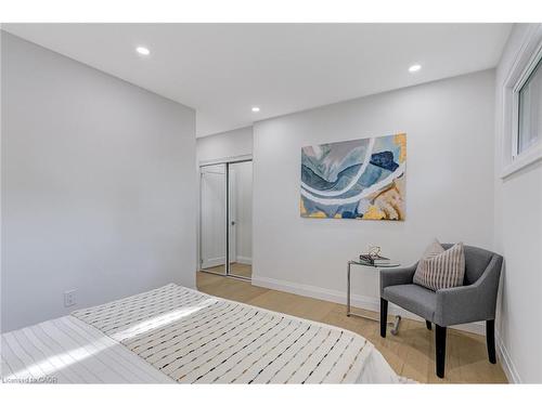 13 Skyland Drive, Hamilton, ON - Indoor Photo Showing Bedroom