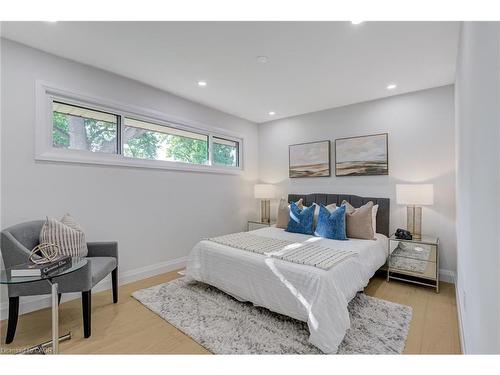 13 Skyland Drive, Hamilton, ON - Indoor Photo Showing Bedroom