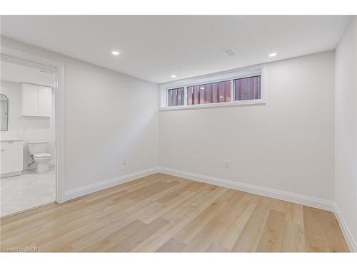 13 Skyland Drive, Hamilton, ON - Indoor Photo Showing Other Room