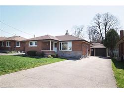 25 Munroe Street  Kitchener, ON N2C 1V8