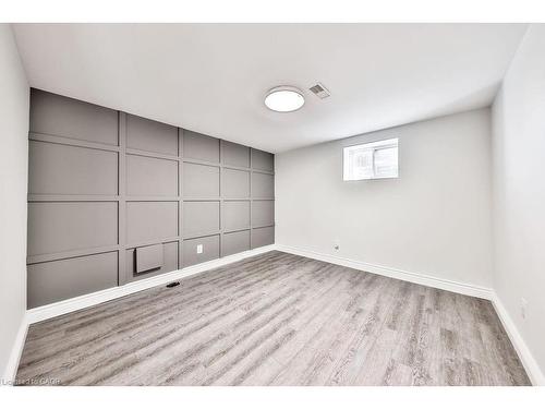 Lower-47 Castlefield Drive, Hamilton, ON - Indoor Photo Showing Other Room