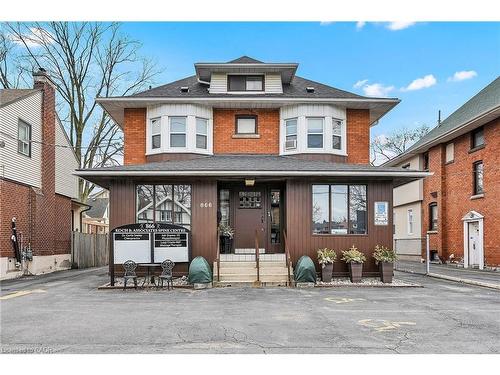 866 Main Street E, Hamilton, ON 