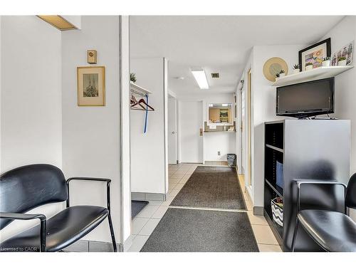 866 Main Street E, Hamilton, ON 