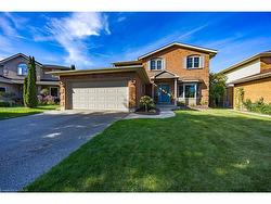 22 Falls Crescent  Simcoe, ON N3Y 5K5