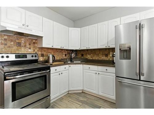 487 Catharine Street N, Hamilton, ON - Indoor Photo Showing Kitchen