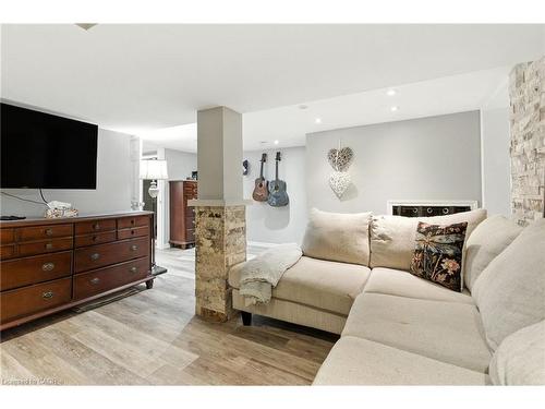 487 Catharine Street N, Hamilton, ON - Indoor