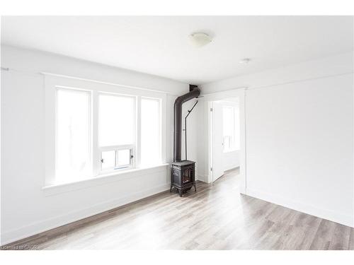 46 College Street, Kitchener, ON - Indoor Photo Showing Other Room