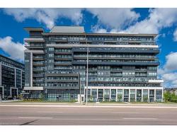 718-395 Dundas Street  Oakville, ON L6M 4M2