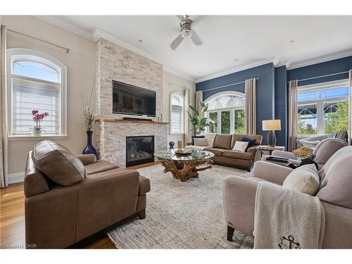 1081 Beach Boulevard, Hamilton, ON - Indoor Photo Showing Living Room With Fireplace