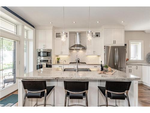 1081 Beach Boulevard, Hamilton, ON - Indoor Photo Showing Kitchen With Stainless Steel Kitchen With Upgraded Kitchen