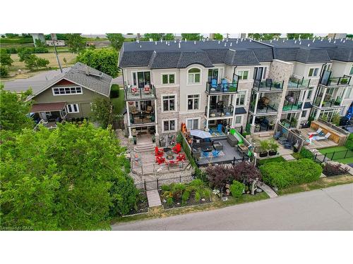 1081 Beach Boulevard, Hamilton, ON - Outdoor