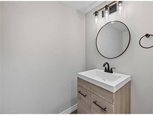 88 Wood Street E, Hamilton, ON - Indoor