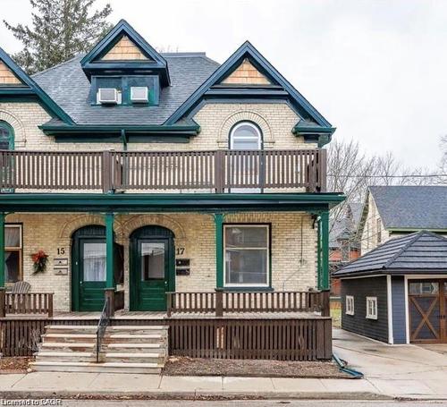 17 Hilda Place  Kitchener, ON N2G 1K4