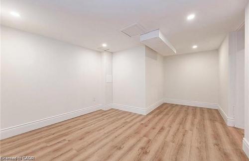 17 Hilda Place, Kitchener, ON - Indoor Photo Showing Other Room