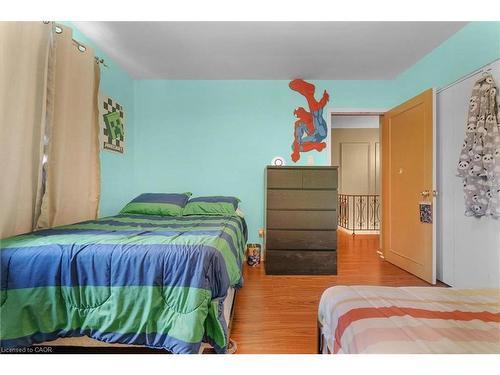 67 Elmhurst Drive, Hamilton, ON - Indoor Photo Showing Bedroom