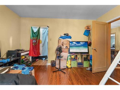 67 Elmhurst Drive, Hamilton, ON - Indoor Photo Showing Other Room