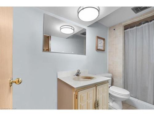67 Elmhurst Drive, Hamilton, ON - Indoor Photo Showing Bathroom