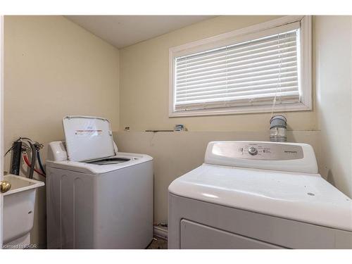 138 Carlton Street, St. Catharines, ON - Indoor Photo Showing Laundry Room